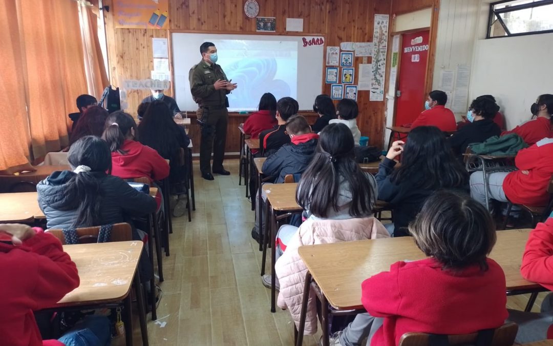 CHARLA RESPONSABILIDAD PENAL ADOLESCENTE