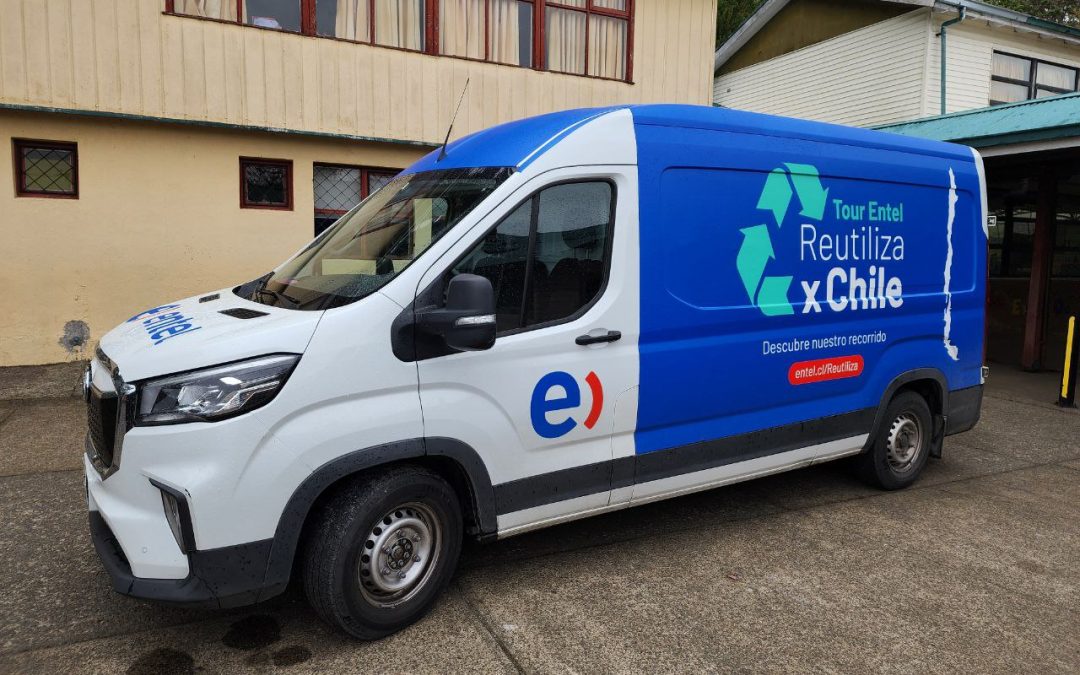 CAMPAÑA REUTILIZA X CHILE ENTEL