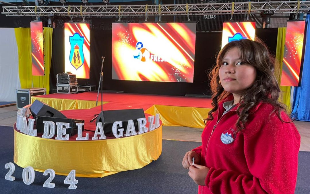 ALUMNA PARTICIPA EN FESTIVAL DE LA CANCIÓN