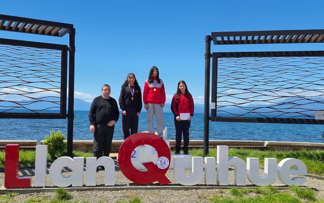 ESTUDIANTES PARTICIPAN EN CAMPEONATO ATLETISMO