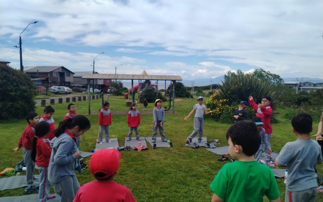 TALLER DE YOGA AL AIRE LIBRE