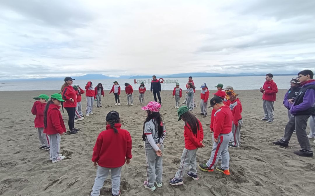 LIMPIEZA PLAYA BRIGADA AMBIENTAL