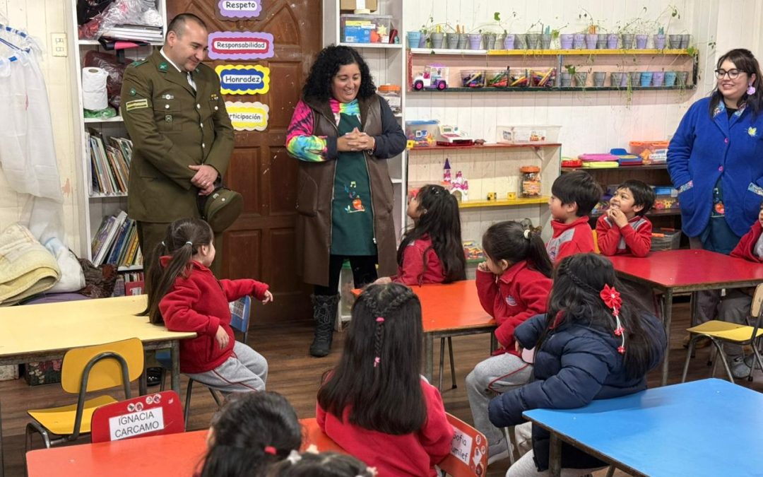 SALUDO A CARABINEROS EN SU DÍA